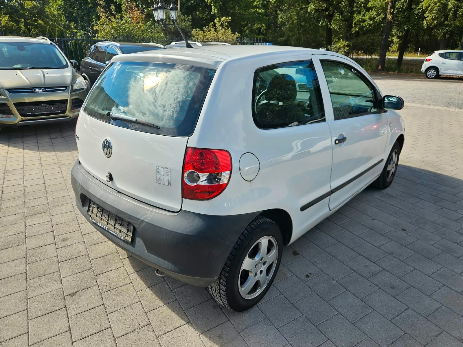 Volkswagen Fox 2010 — photo 6