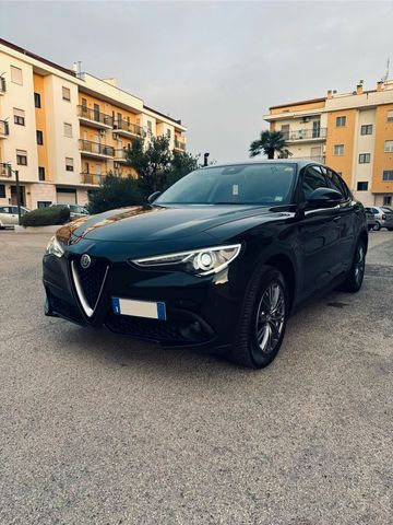 Alfa Romeo Stelvio 2.2 Turbodiesel 210 CV AT8 Q4