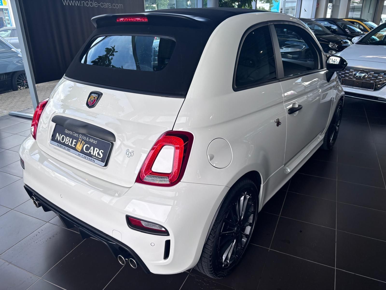 Fahrzeugabbildung Abarth 695C BEATS NAVI ALU