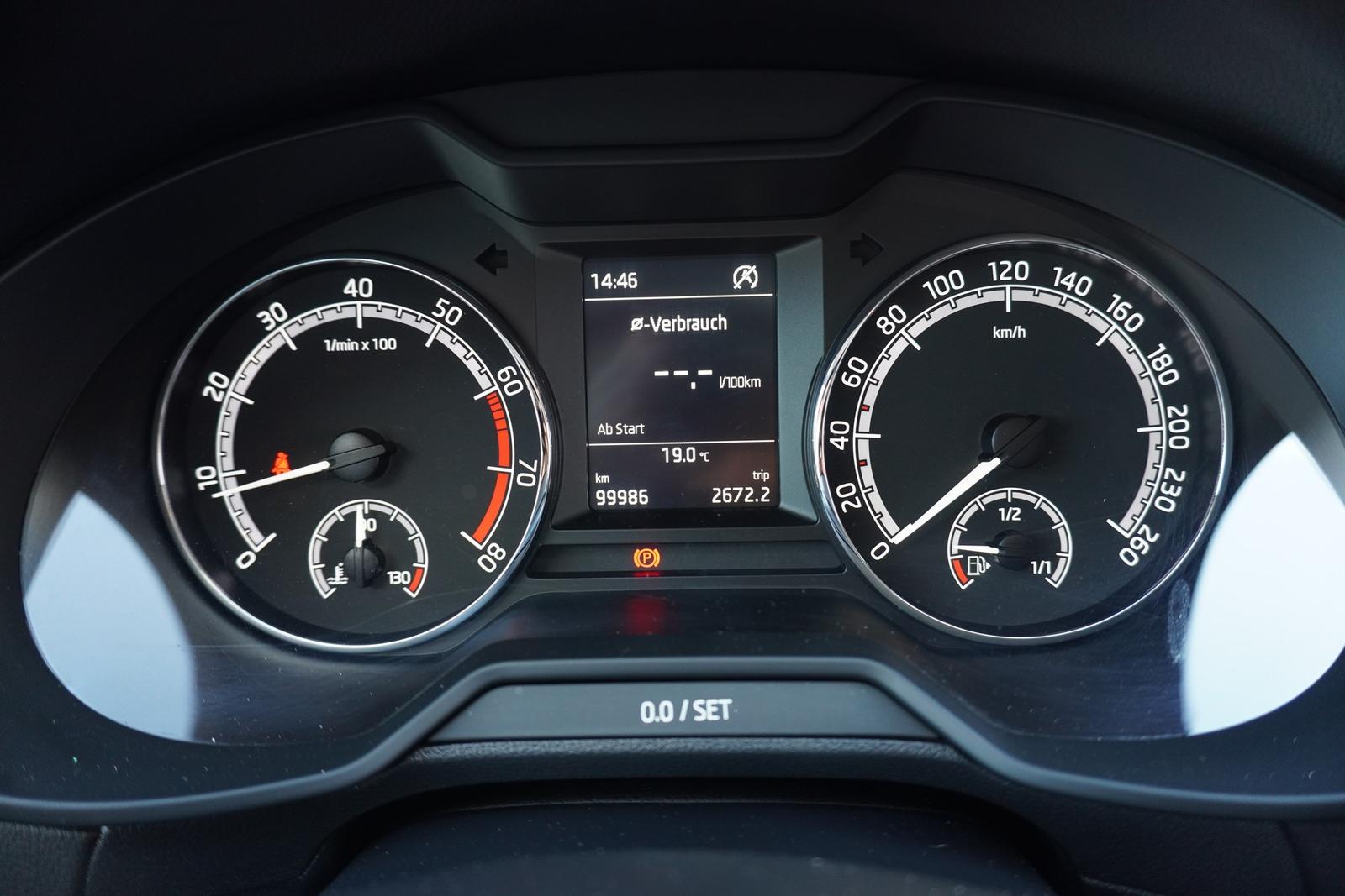 Skoda Octavia Combi 1.4 16V TSI Active Klima PDC AHK