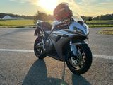 Honda Fireblade CBR1000RR (SC57) - Angebote