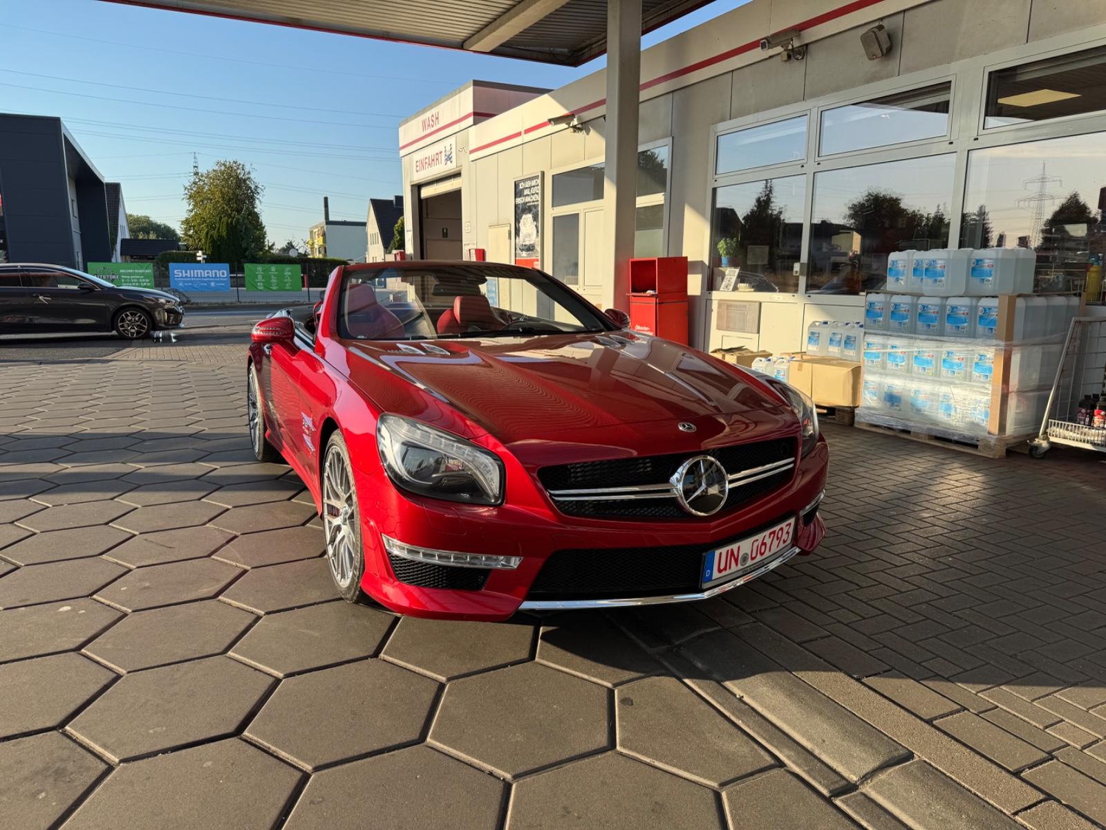 Mercedes-Benz SL 65 AMG Bilder folgen...