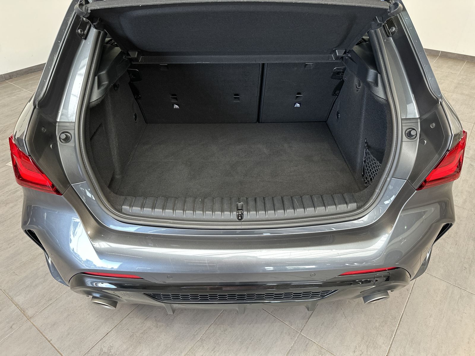 Fahrzeugabbildung BMW M135i xDrive 5-Türer NAV+LED+ACC+COMFORT-PAKET