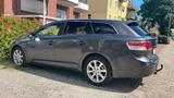 Toyota Avensis Combi Executive 2.2 D-4D Executive - Toyota Avensis Gebrauchtwagen in Bremen