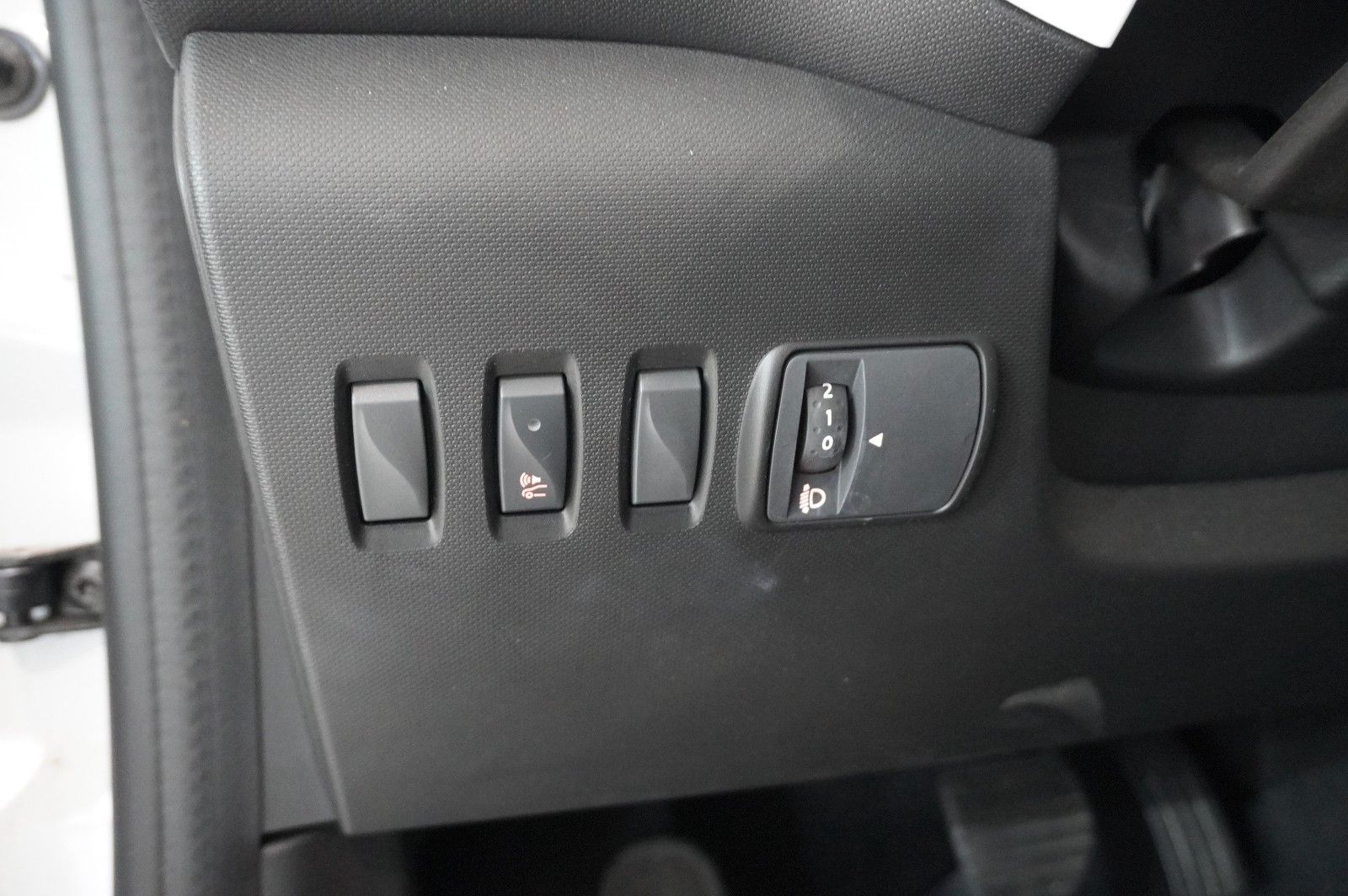 Fahrzeugabbildung Renault Twingo Equilibre Electric 22KWH NAVI/LED/DAB+