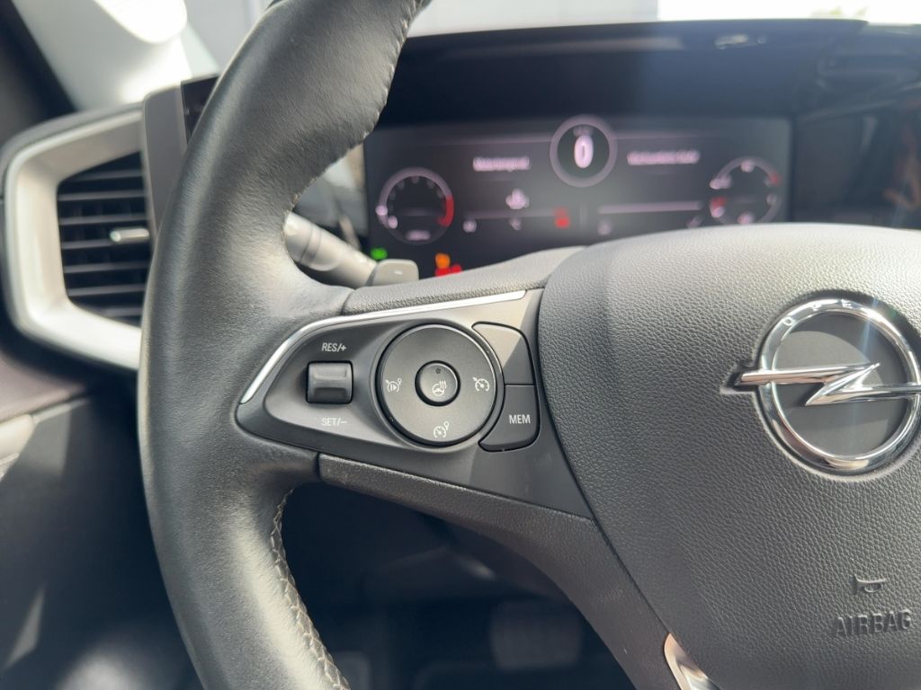 Fahrzeugabbildung Opel Mokka Elegance, NAVI, Apple CarPlay / Android Au