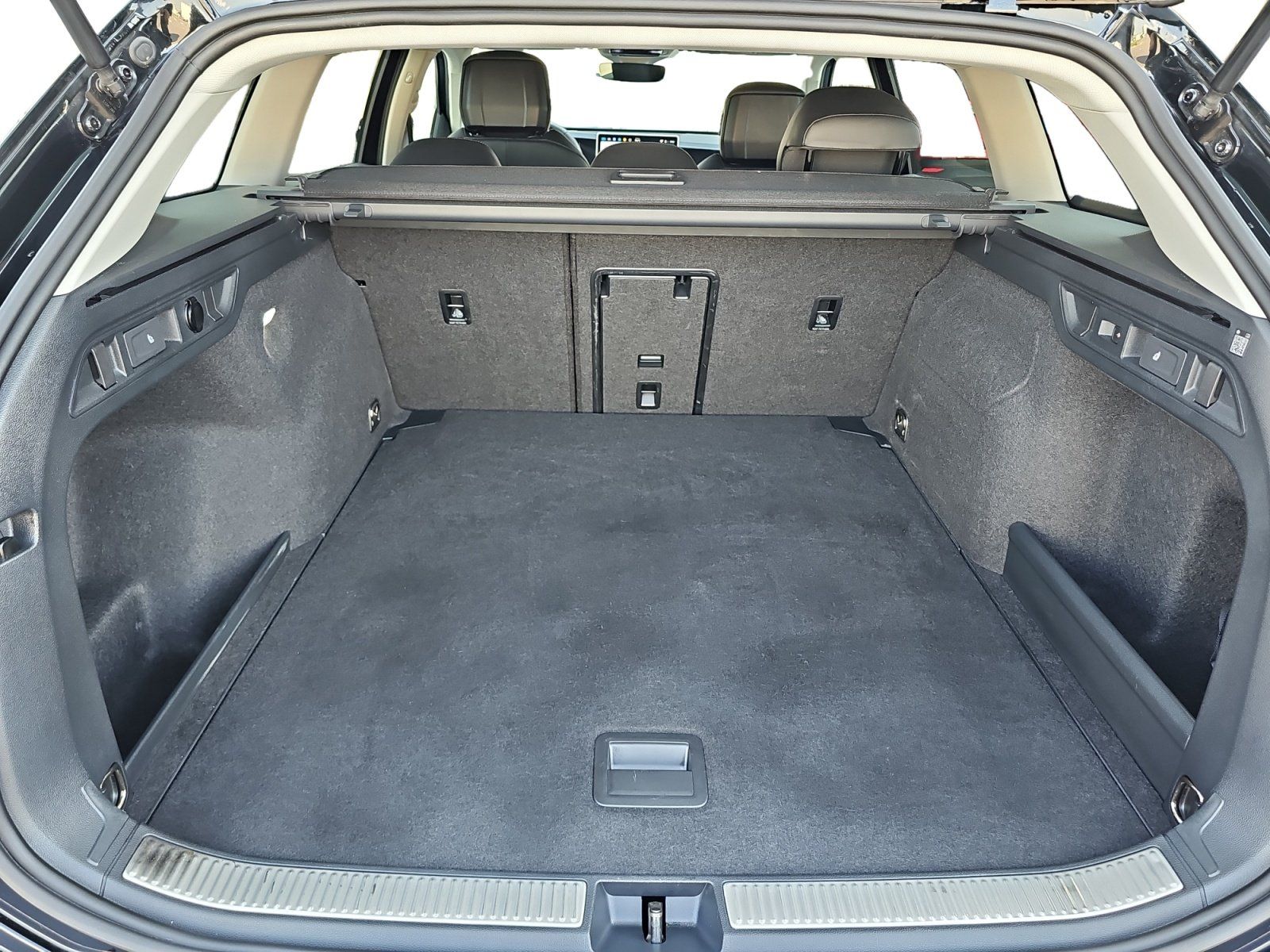 Volkswagen Passat Variant - Bild 15