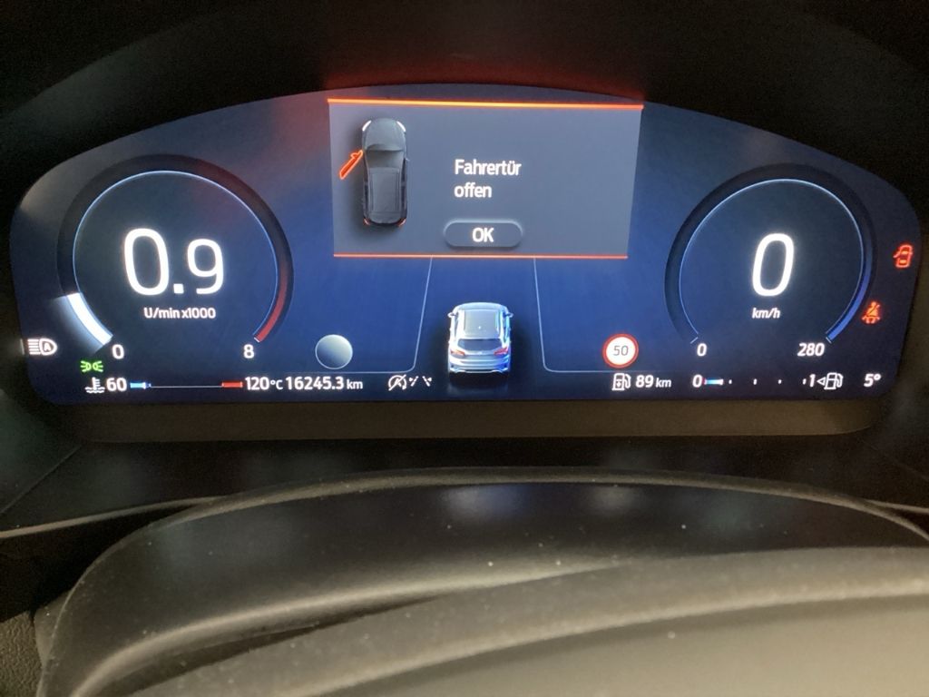 Fahrzeugabbildung Ford Focus Turnier ST X FAHRERASSISTENZPAKET, WINTERP