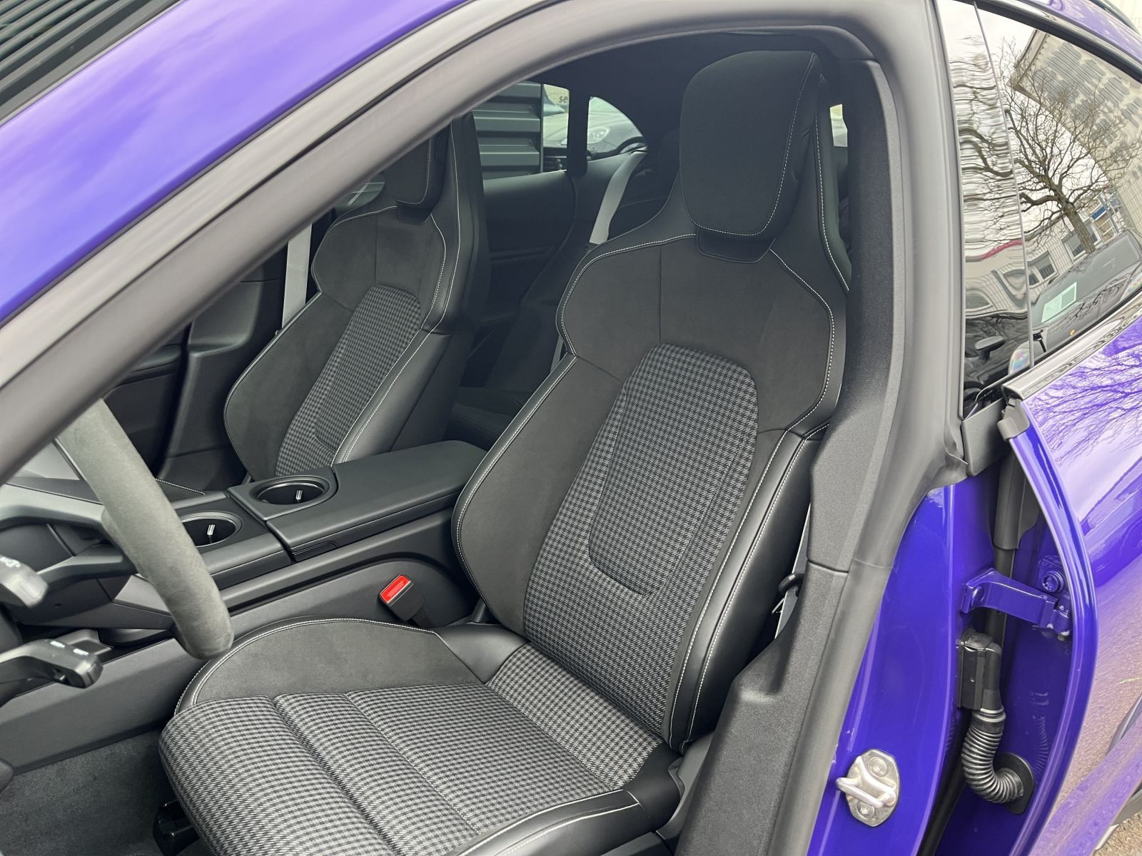 Porsche Taycan - Bild 5