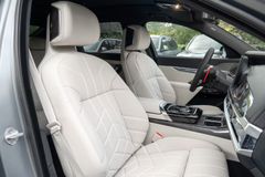 BMW M760 – 25 / 31
