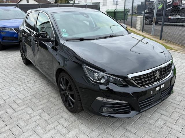 Peugeot 308 BlueHDi 130 EAT8 Tech Edition