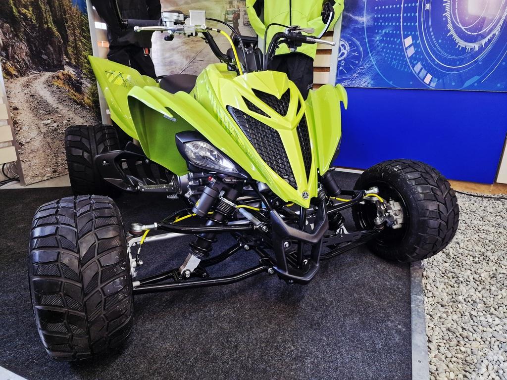 Yamaha 700 Raptor SE Super-Moto 