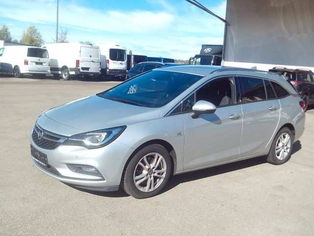 Opel Astra K  118 KW/LED/Navi/AHK/ACC/LRH/SH