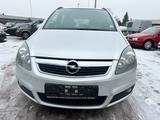 Opel Zafira 1.6.Benzin.7 Size.Zahnriemen neu.TÜV.7.27 - Opel Zafira Gebrauchtwagen in Lübeck