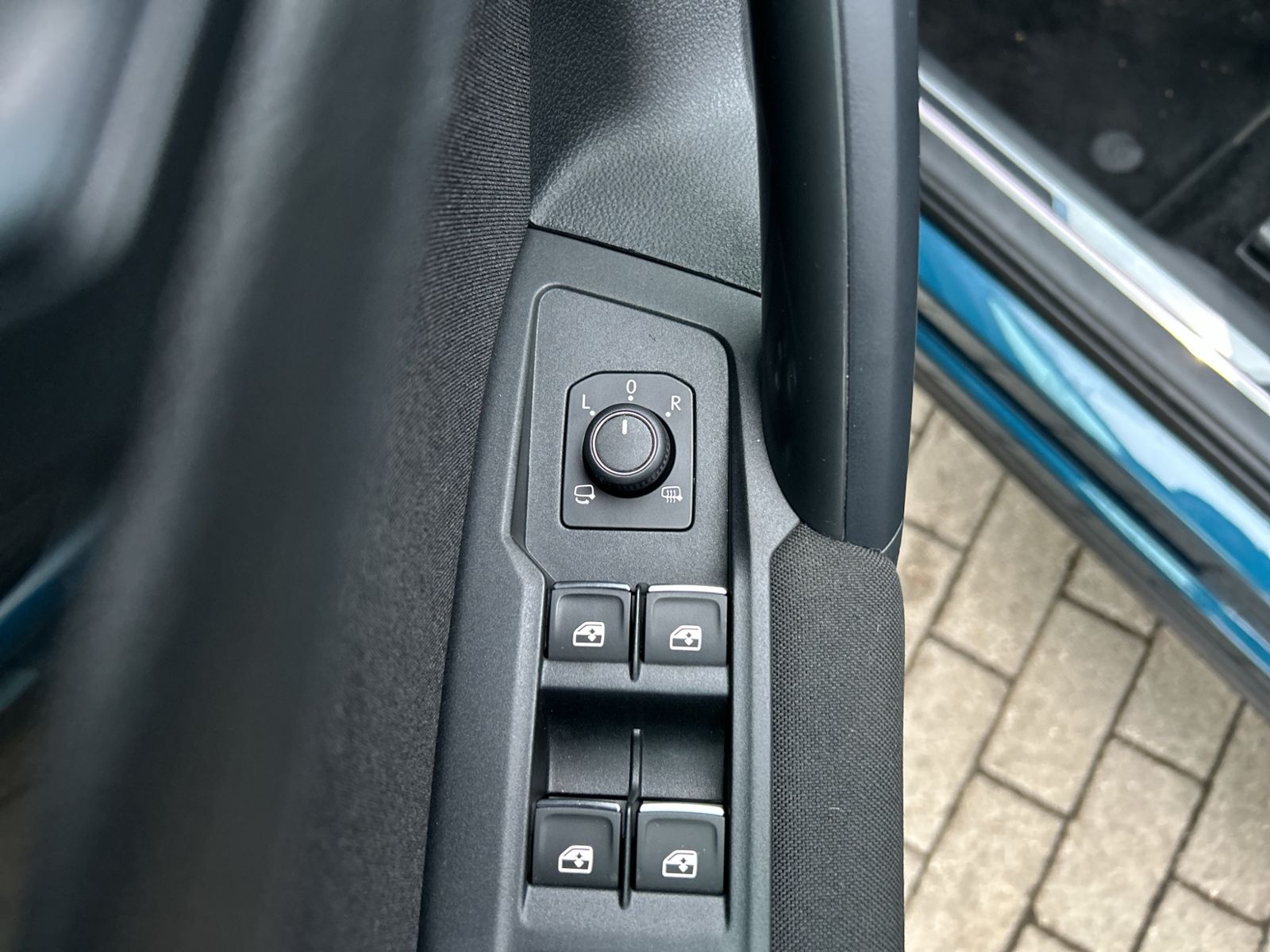 Tiguan Life 2,0 l TDI 4MOTION, AHK, IQ Light, Bu