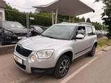 Skoda Yeti 1.2 TSI Experience Bi-Xenon * Auto-Parken - Skoda Yeti in Mannheim