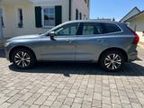 Volvo XC60 D4 Momentum Pro Autom., Leder, 1. Hand - Volvo in Landshut