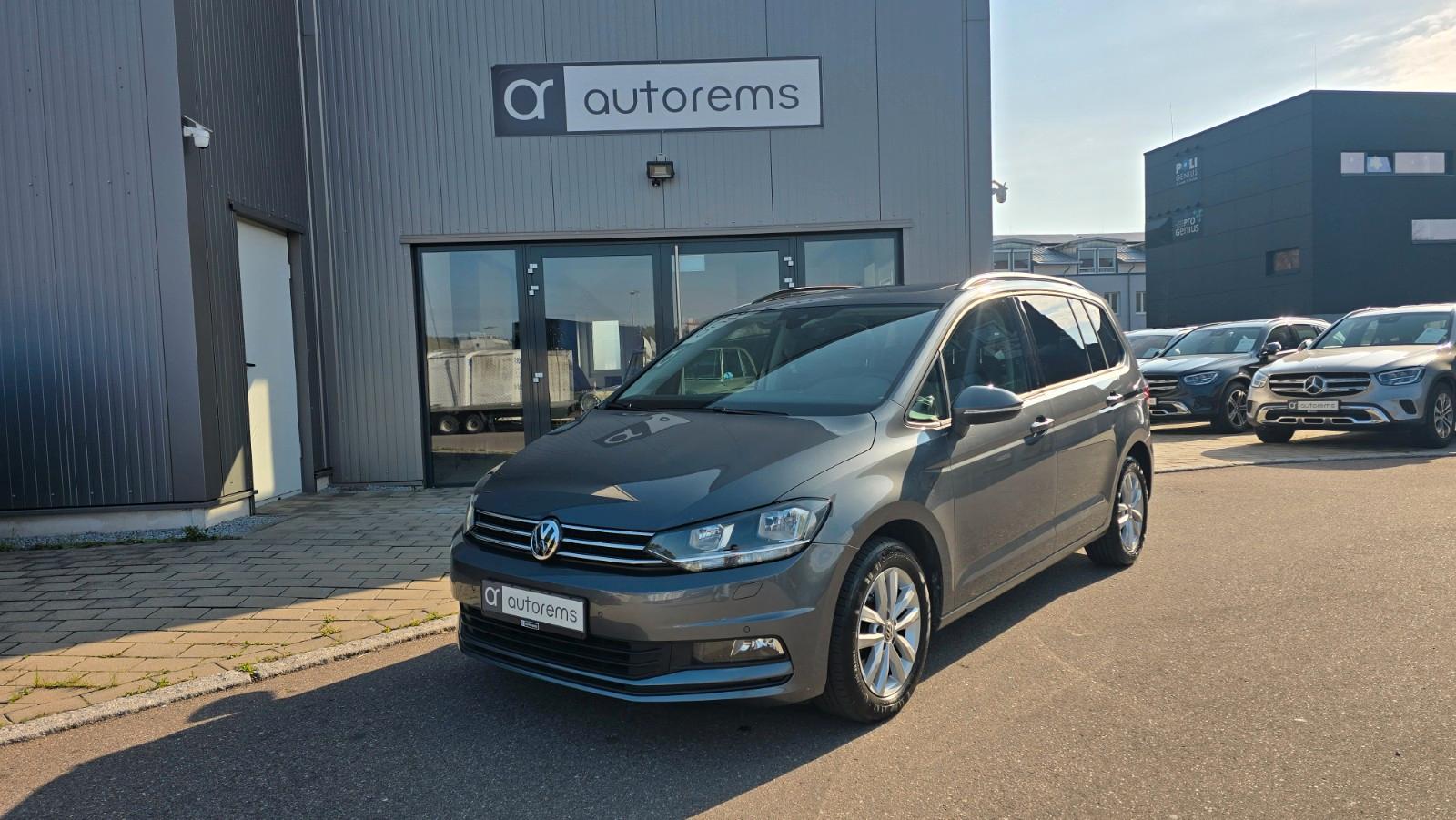 Volkswagen Touran BMT/Start-Stopp*PANO*AHK*ASSIST*MASSAGE*