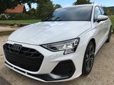 Audi A3 30 TFSI S tronic S line Sportback AHK 18 Zoll