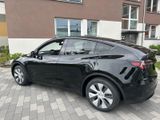 Tesla Model Y Hinterradantrieb RWD RWD - Tesla Model Y in Berlin