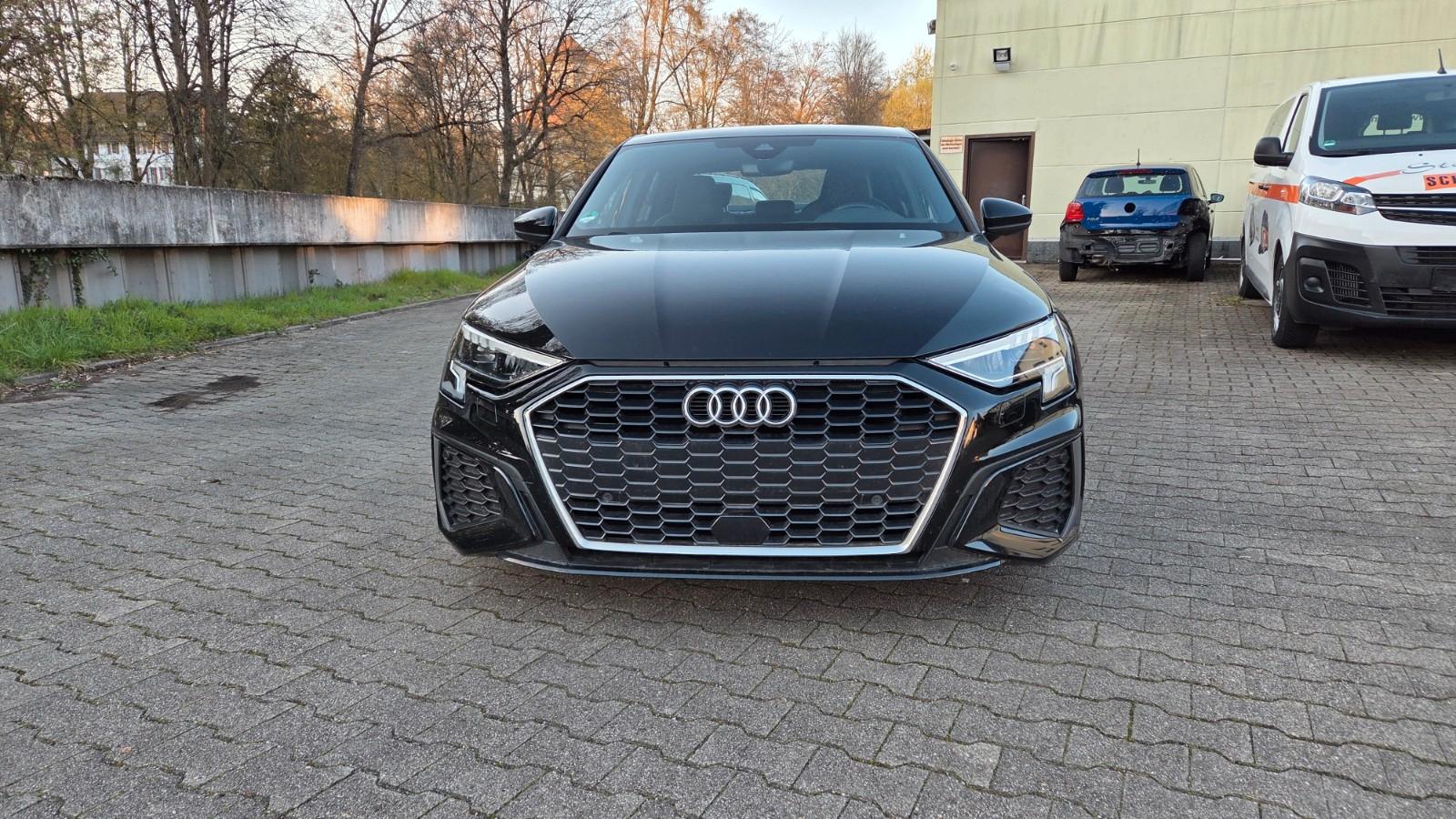 Audi A3 35 TDI Limousine S Line LED Sportsitze