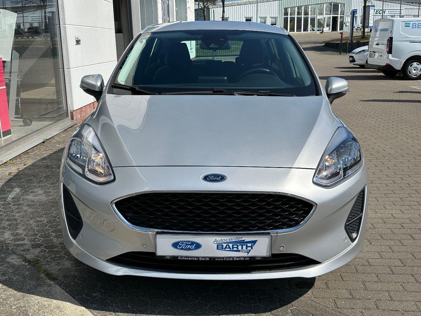 Ford Fiesta 1.1 Cool & Connect Navi PDC Einparkass.