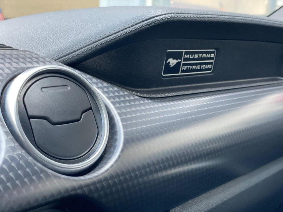 Fahrzeugabbildung Ford Mustang 5.0 V8 GT MY20 Facelift Schalter