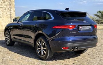 Jaguar F-Pace - 12
