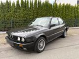 BMW E30 320i Coupé SHD EFH ZV Original Zus... - BMW 320 Coupé E30 320i mit Benzin-Antrieb