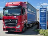 Mercedes-Benz 2545 Actros 6x2 + Anhänger Schmitz ZCS18 2017  - Angebote