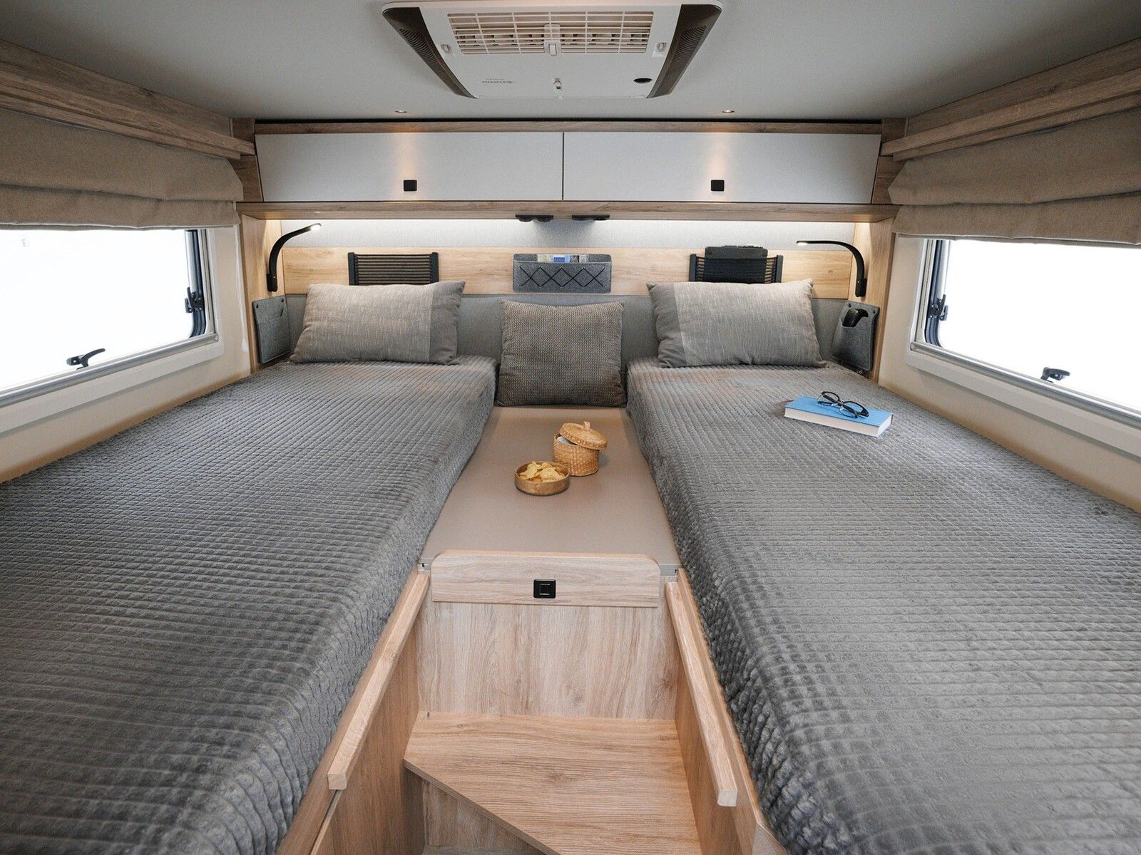 Fahrzeugabbildung Eura Mobil Xtura XT 686 EF Solar,Navi,Markise,Dieselheizung