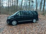 Volkswagen T6.1 Multivan / DSG Klima 2. Schiebetüren AHK - : Van, 7 Sitzer, Schiebetüren