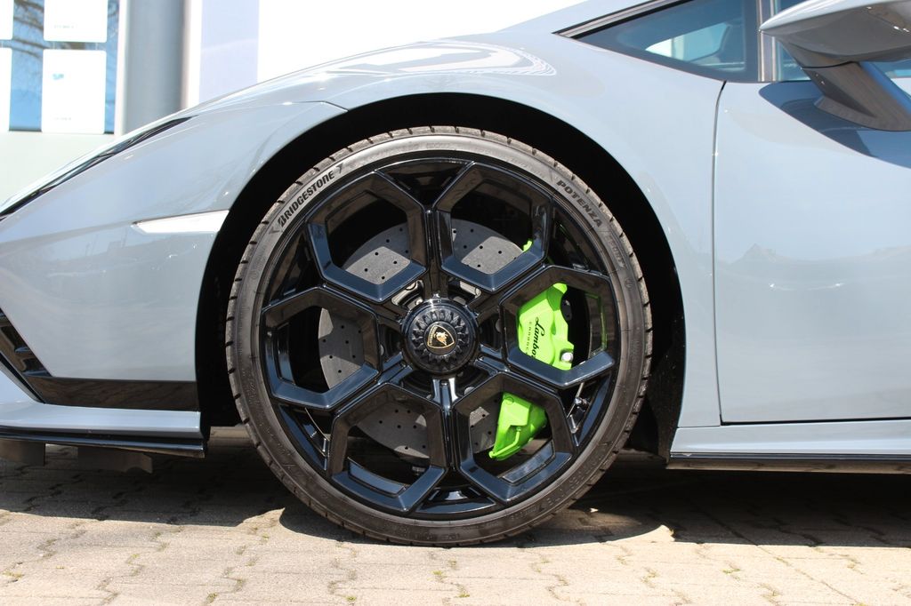 LAMBORGHINI Huracán Tecnica / CARBON INT/ FUNCTIONAL/ DAMISO LAMBORGHINI Huracán Tecnica / CARBON INT/ FUNCTIONAL/ DAMISO