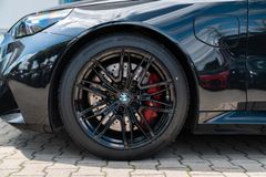 BMW M5 Limousine/ DRIVING PROF. / COMFORT PAKET/ B&W BMW M5 Limousine/ DRIVING PROF. / COMFORT PAKET/ B&W