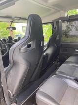 Land Rover Defender 110 Td4 Station Wagon SE SE - Land Rover Defender: Schwarz