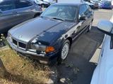 BMW E36 325i - BMW 325: E36 325i