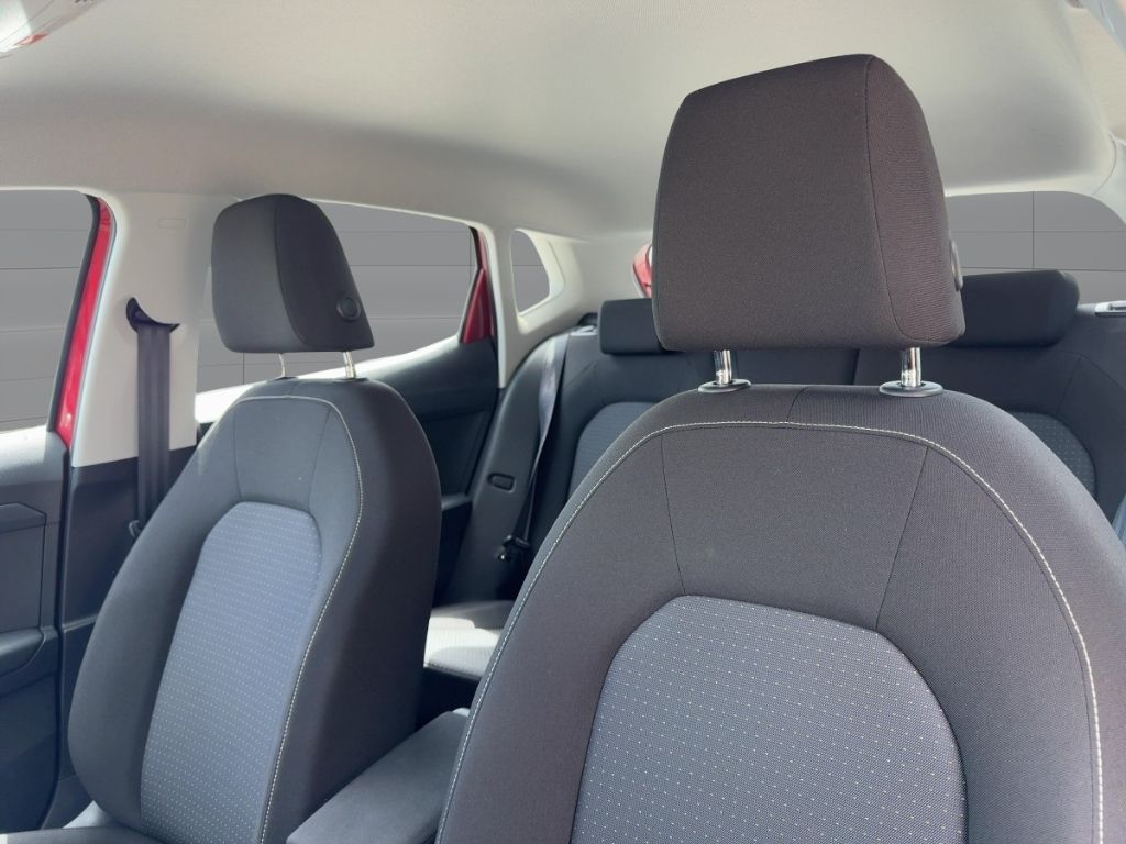 Fahrzeugabbildung SEAT Ibiza Road Edition  NAVI  CLIMATRONIC  ALLWETTER