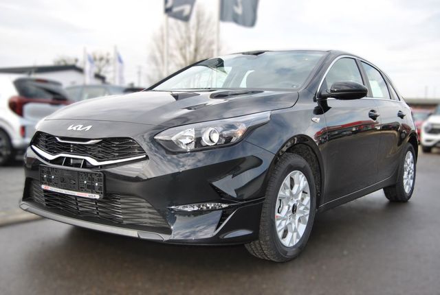 Kia Ceed 1.5 T-GDI Vision UVP 31.179 EUR