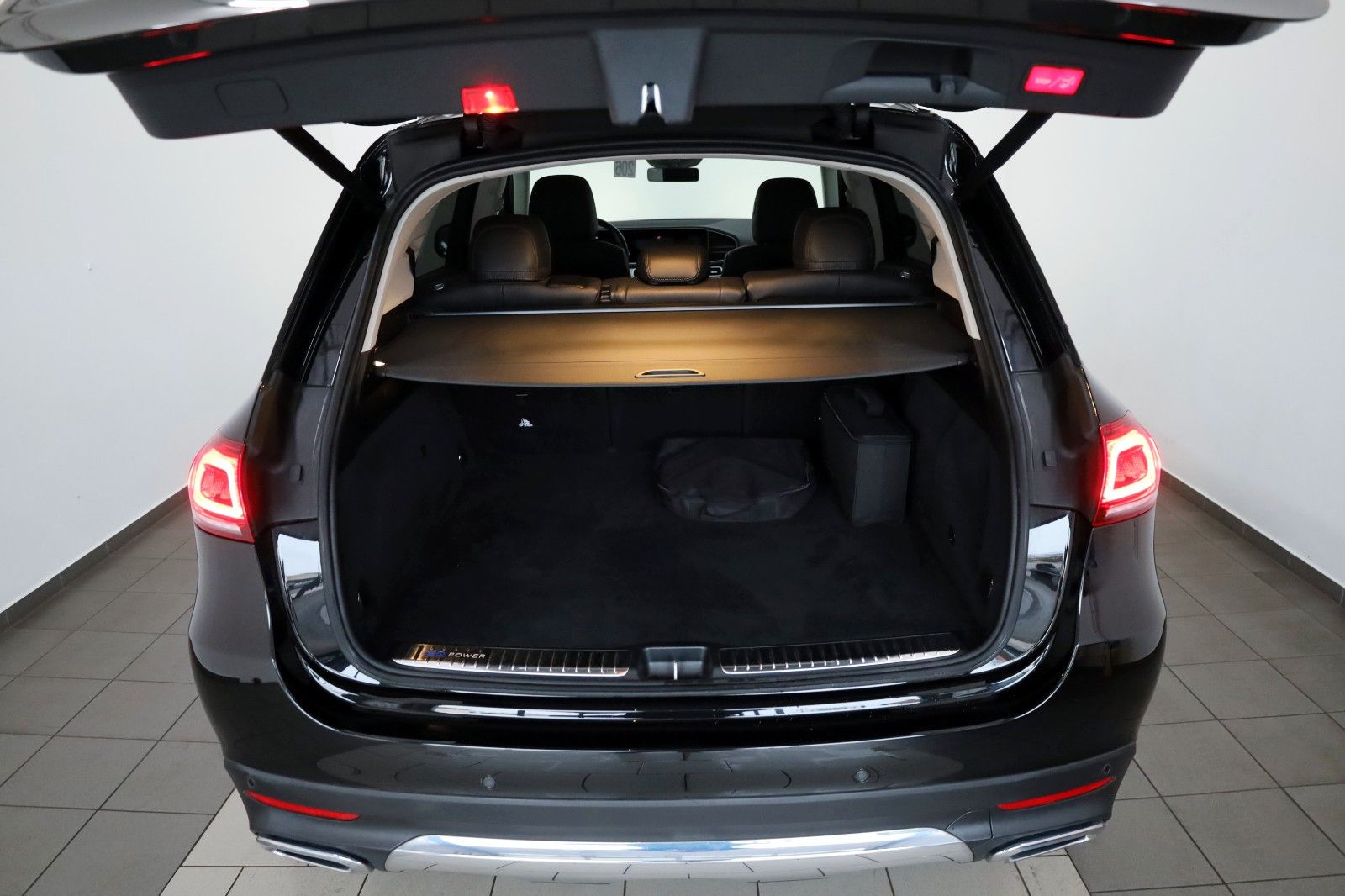 Fahrzeugabbildung Mercedes-Benz GLE 350 de 4Matic,Leder,Navi,LED,Panorama,ACC+WR