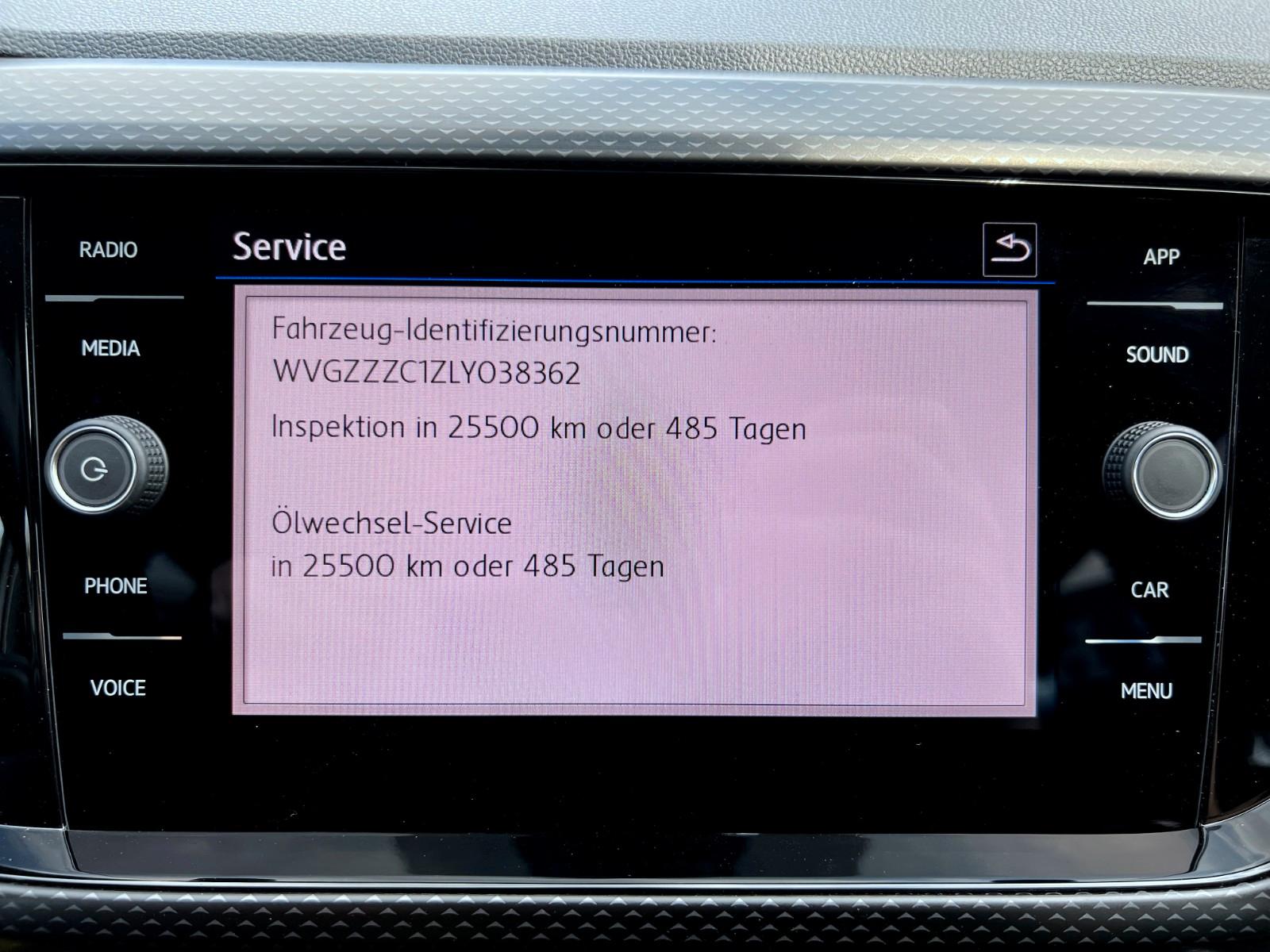 Volkswagen T-Cross Life Automatik*Carplay*PDC*S-Heft*1-Hand