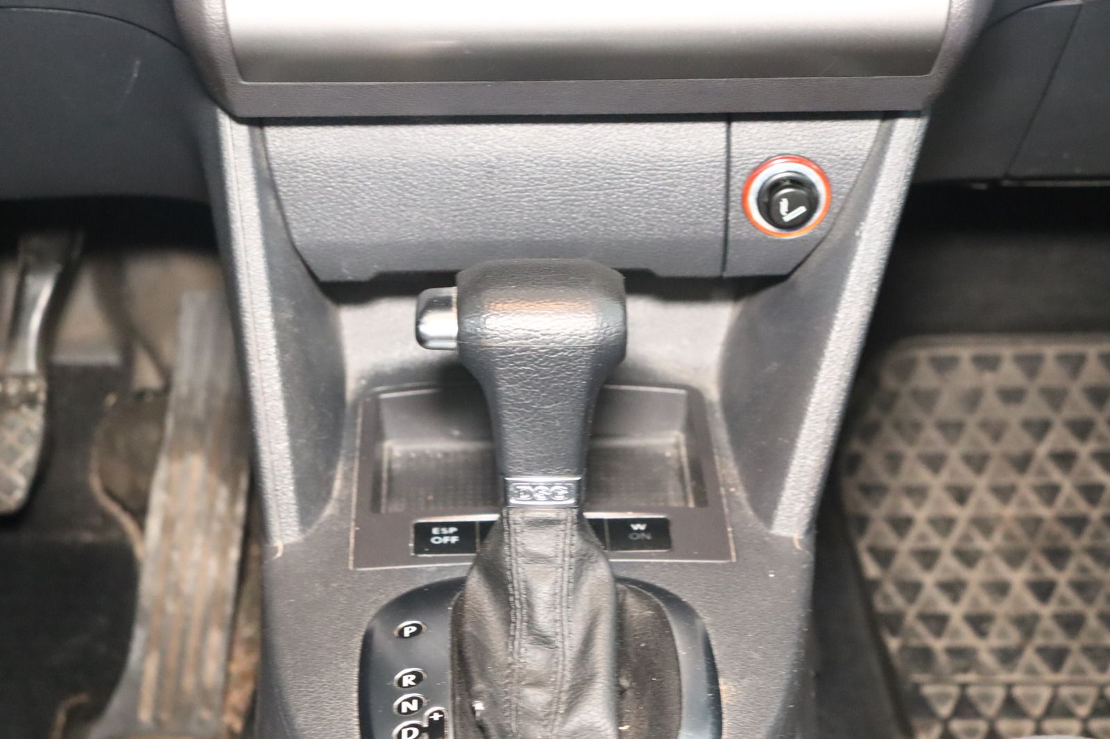 Fahrzeugabbildung Volkswagen Touran 1.4 TSI DSG 7- Sitzer * HU/AU 05.27