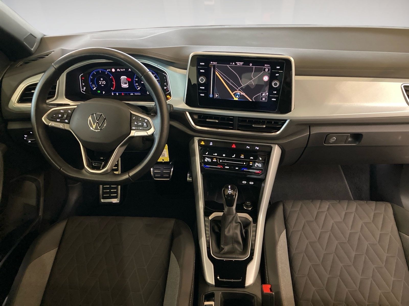 Volkswagen T-Roc - Bild 11