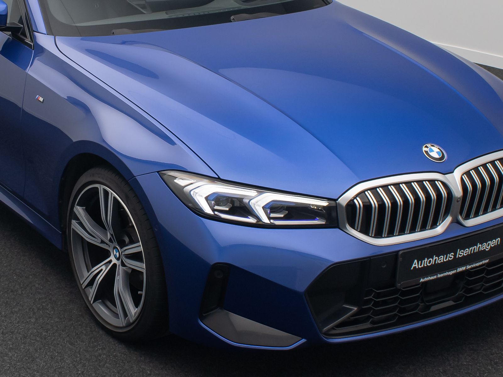 Fahrzeugabbildung BMW 320d xD M Sport 360° HUD DAB AHK Alarm Panorama