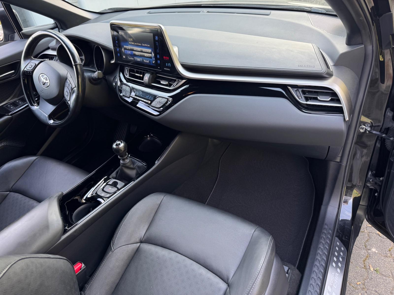 TOYOTA C-HR HYBRID 1.8 122CH - LOUNGE - BVM - HISTORIQUE ENTRETIEN COMPLET - 55.000 KMS