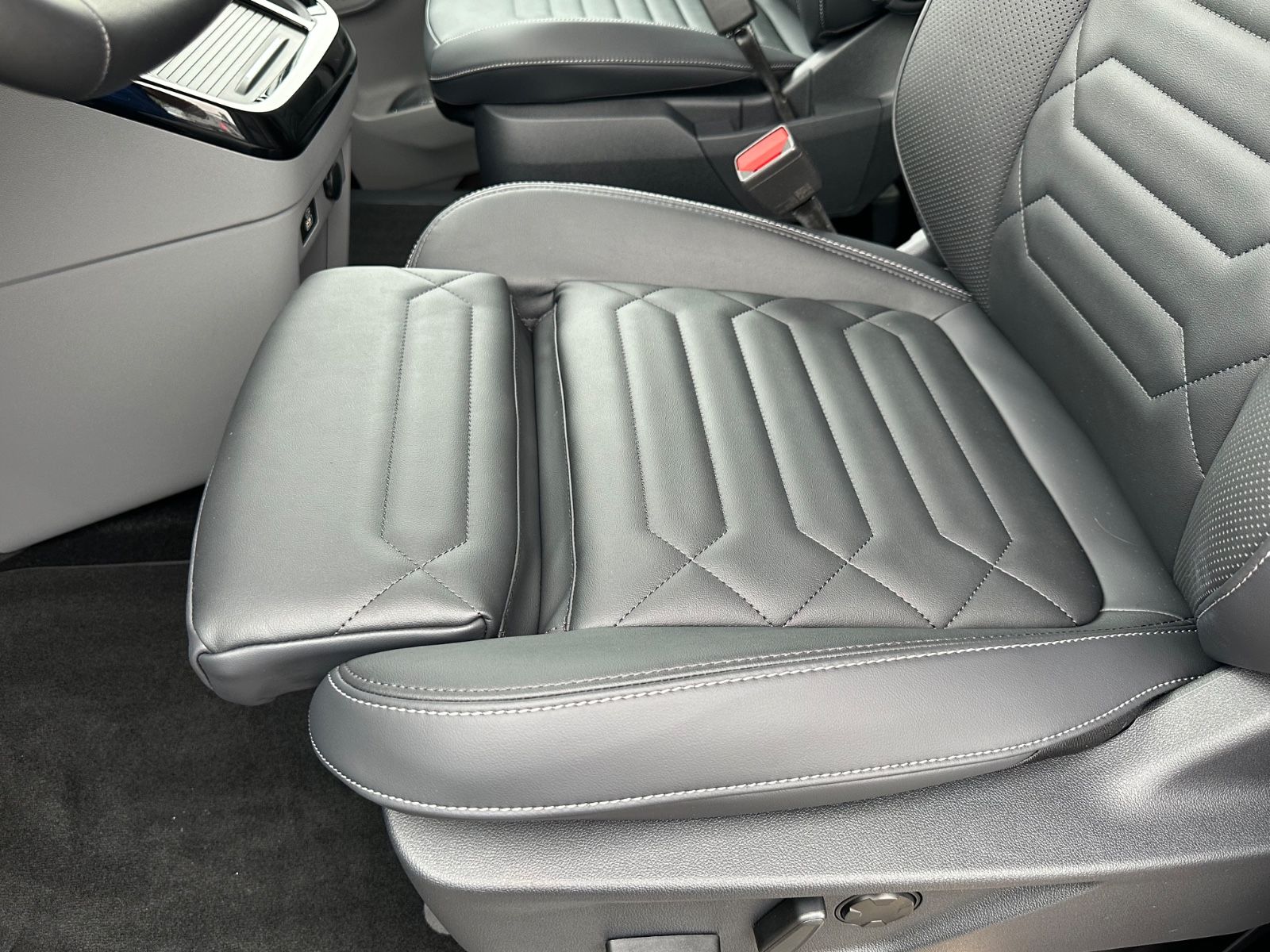 Ford Tourneo Custom - Bild 22