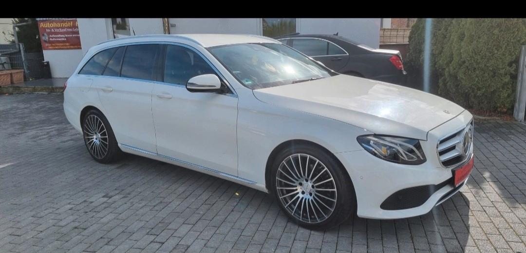 Mercedes-Benz E 200 E T-Modell Avantgarde 150ps