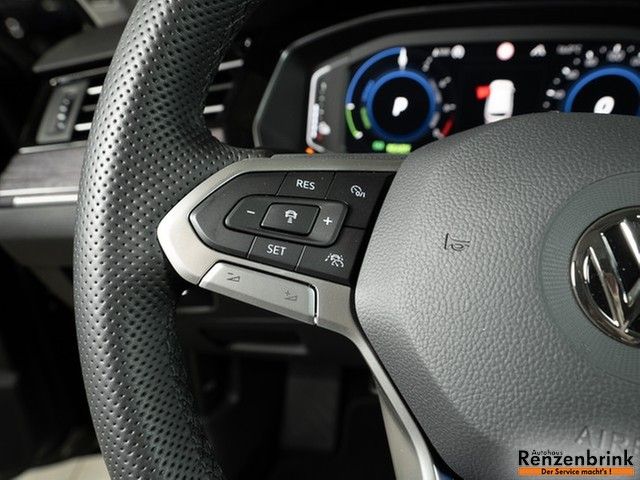 Passat Variant GTE R-Line Leder 360° HUD AHK DCC