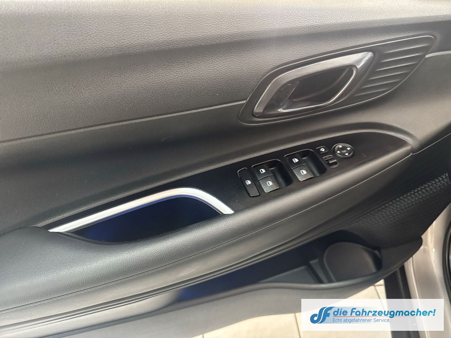 Fahrzeugabbildung Hyundai BAYON Trend Mild-Hybrid 2WD 1.0 T-GDI EU6d Navi