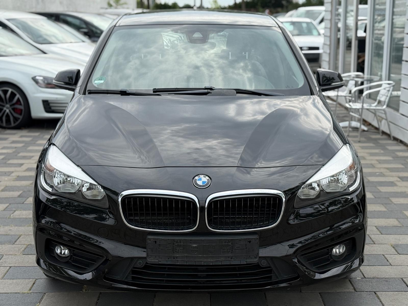 BMW 218i MOTORSCHADEN !Active Tourer Leder Automatik