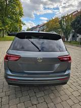 Volkswagen Tiguan 2.0 TDI R-Line 240 PS Bi-Turbo DSG 4M - mit Diesel-Antrieb: Turbo